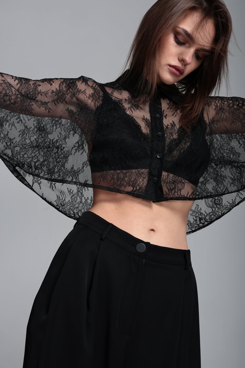 Yarasa dantel gömlek