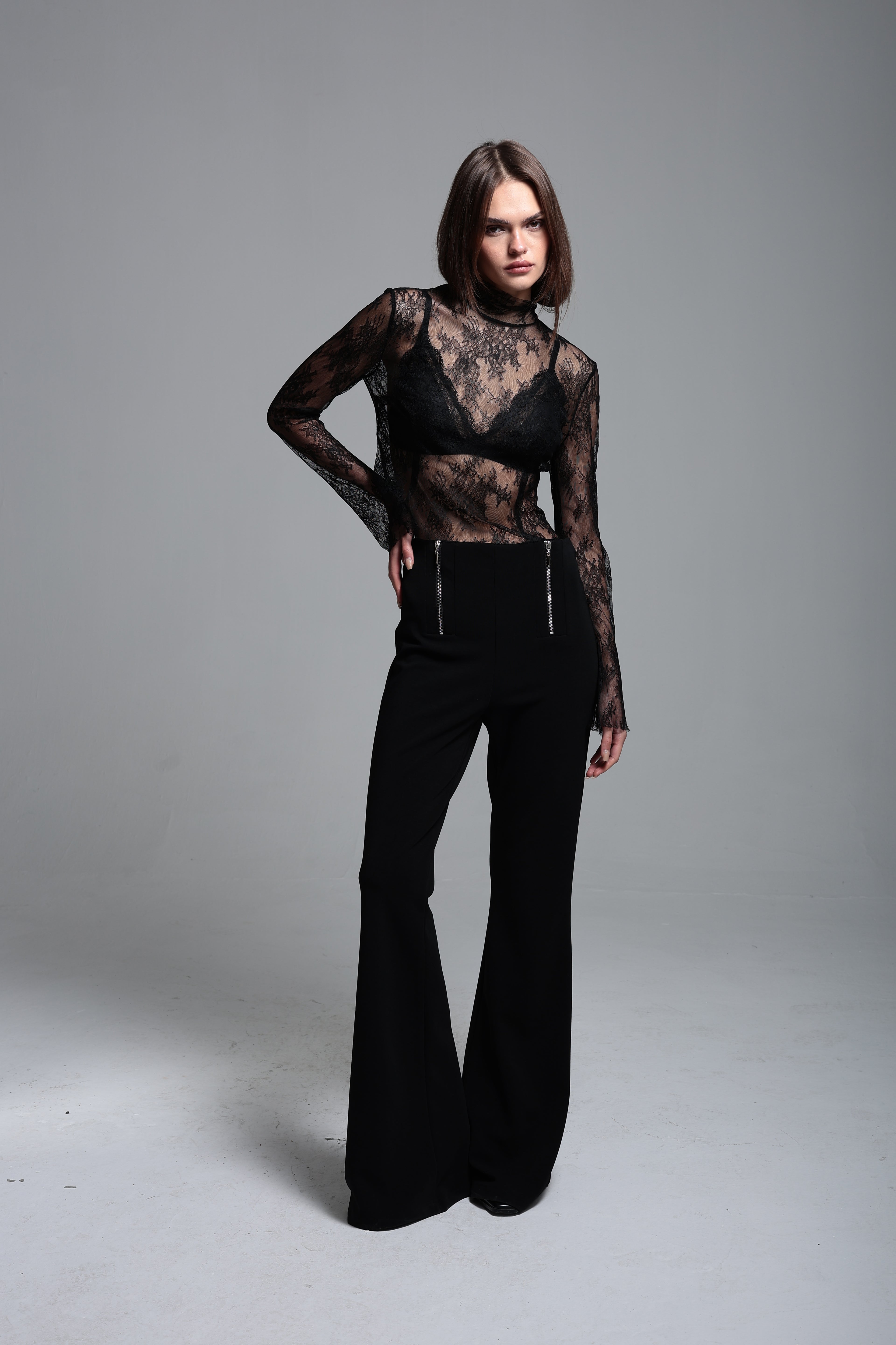 Fermuar detaylı ispanyol paça pantolon