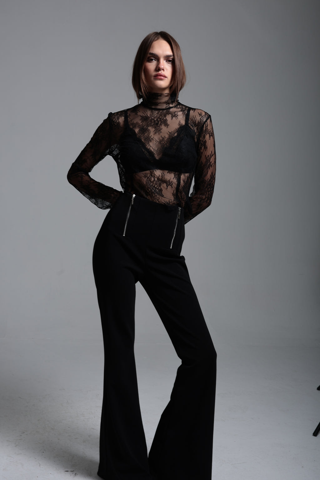 Fermuar detaylı ispanyol paça pantolon