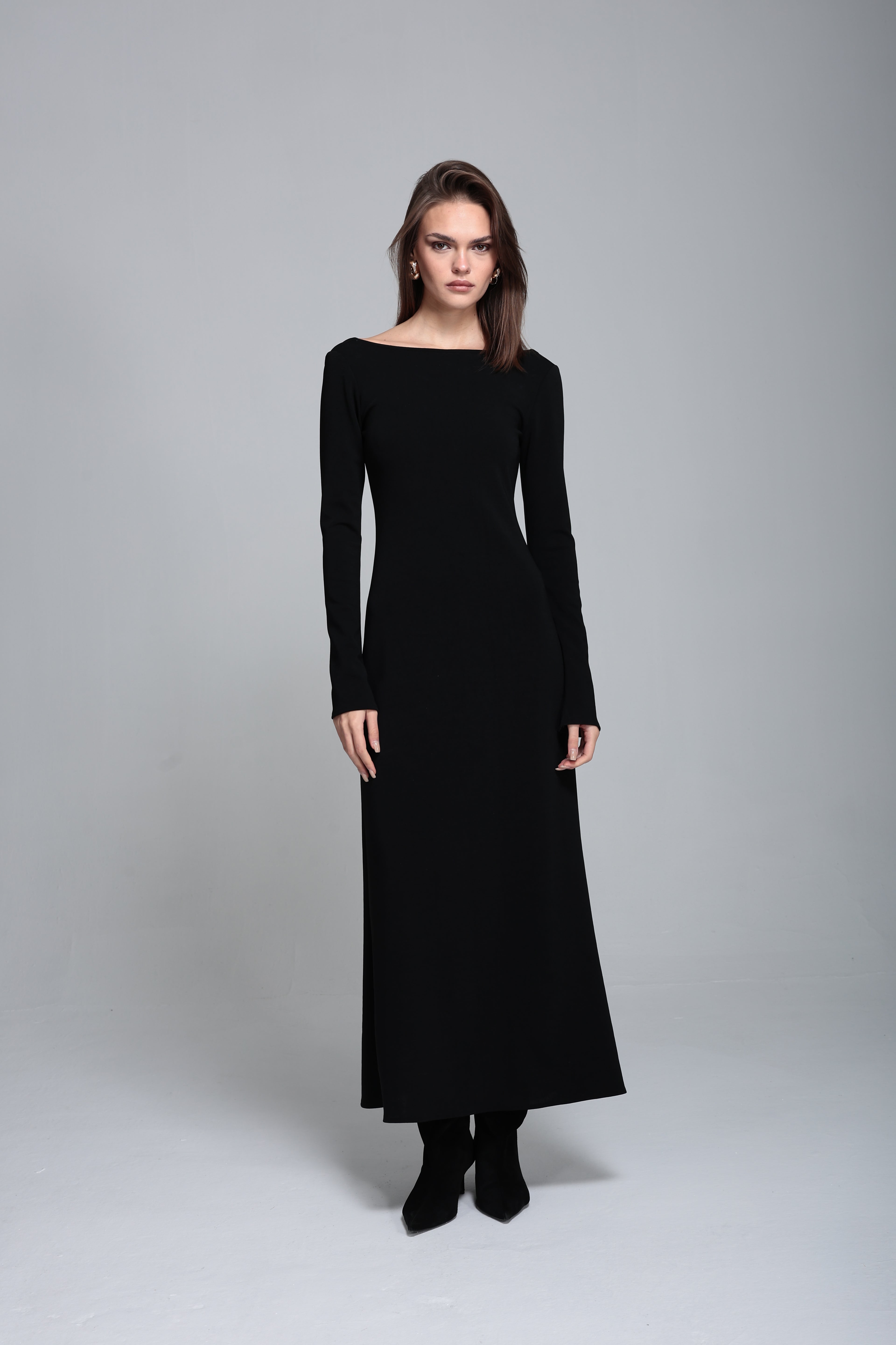 Sırt dekolteli çelik örme elbise