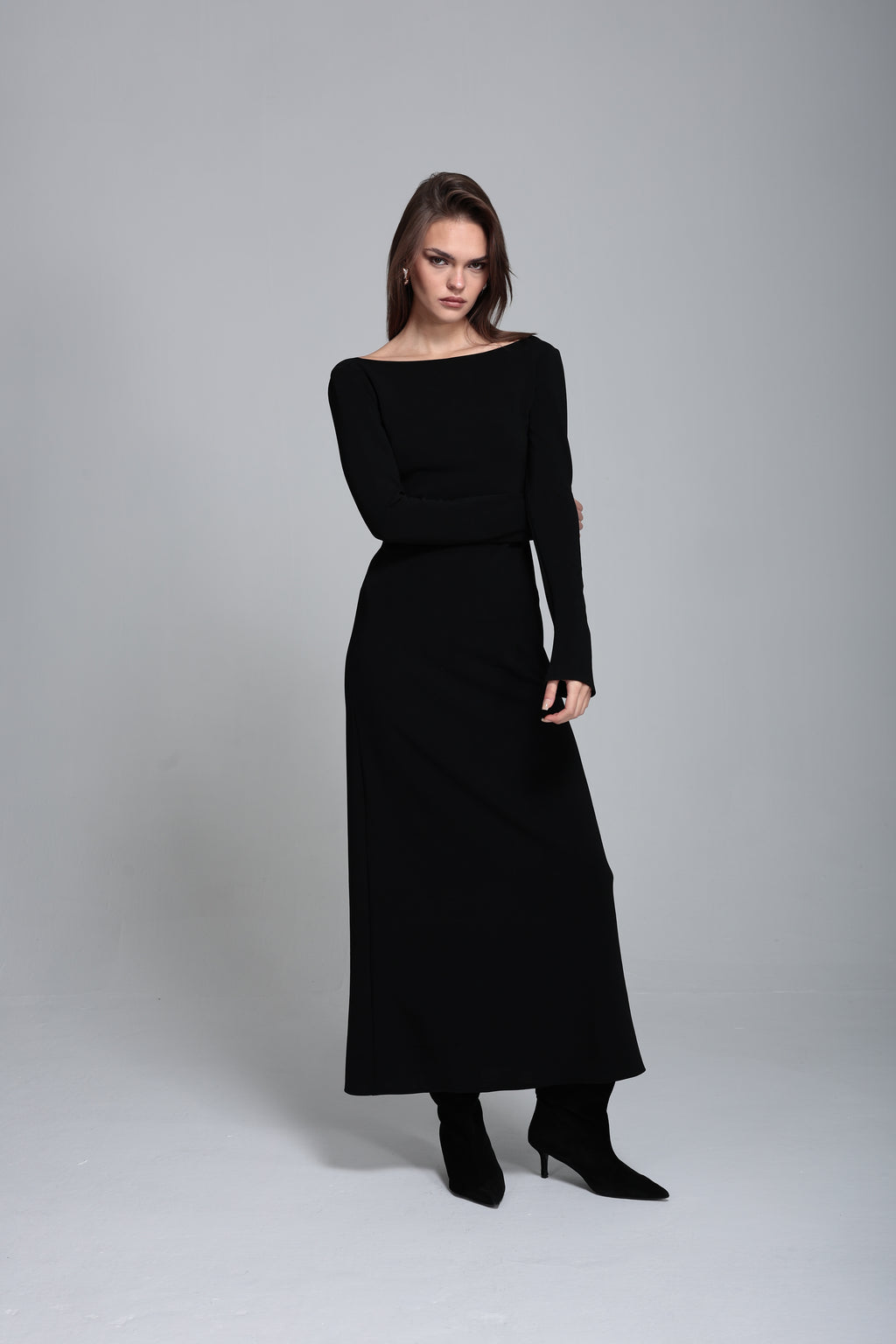 Sırt dekolteli çelik örme elbise