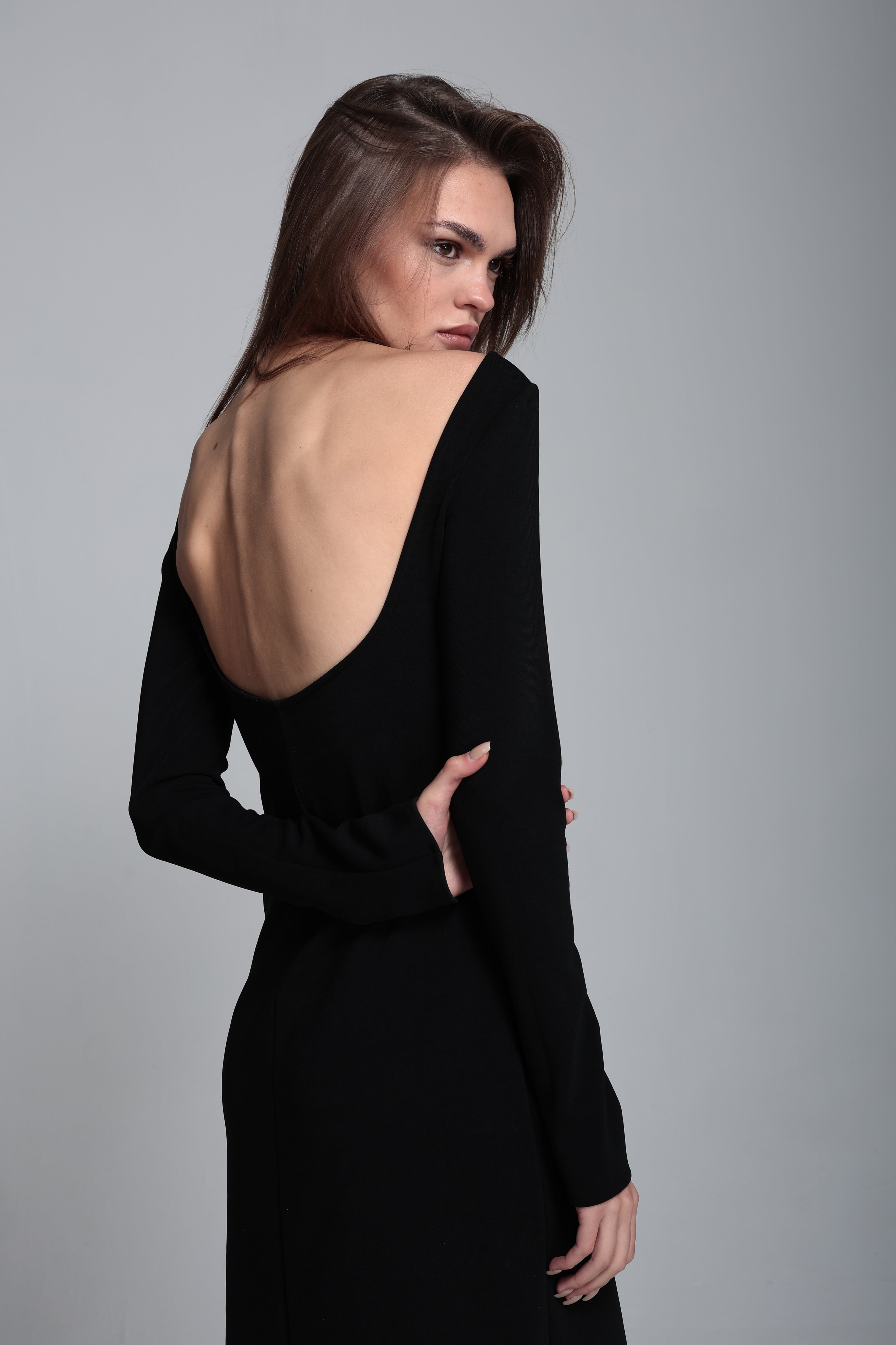 Sırt dekolteli çelik örme elbise