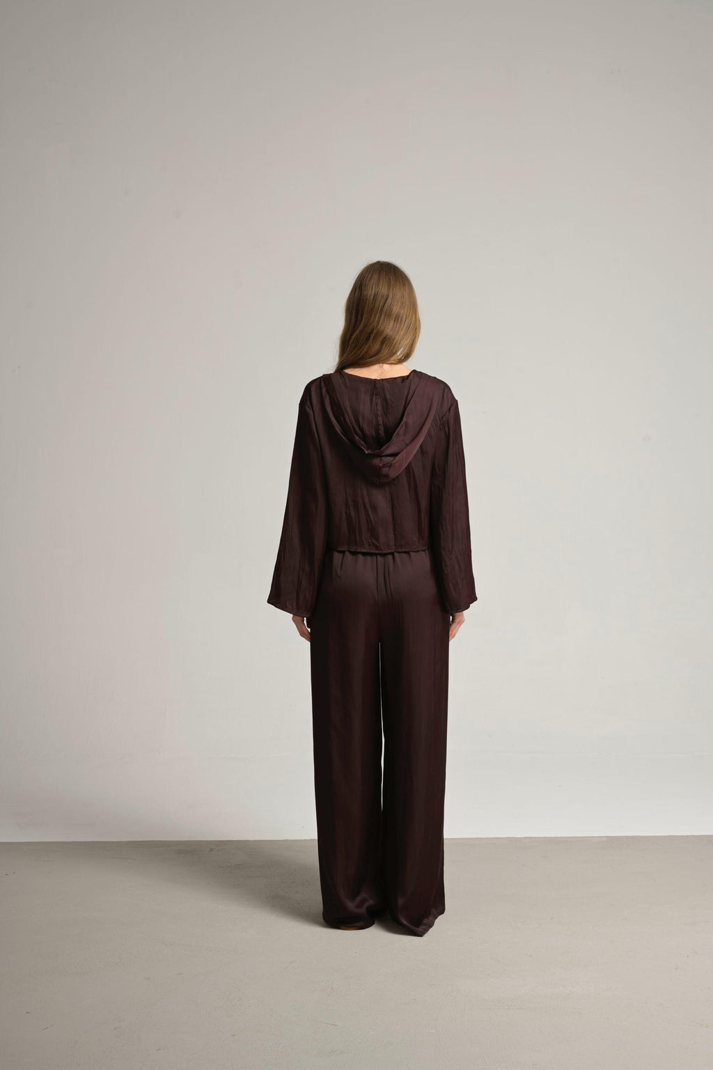 bordo beli lastikli saten pantolon